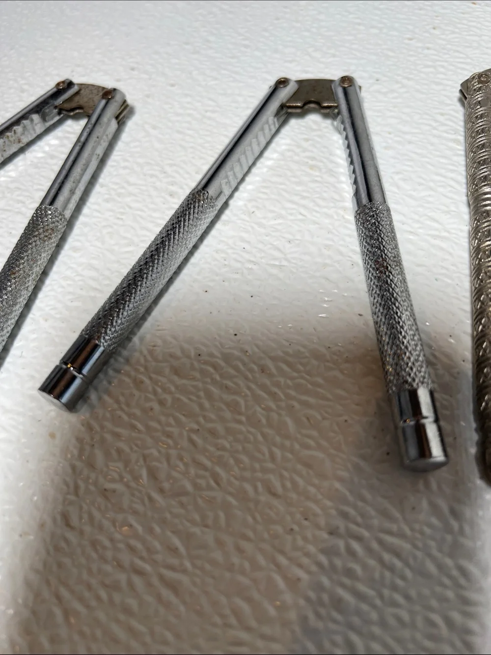 Set of Chrome Nutcracker Seafood Pliers - Shiny Silver 9Items
